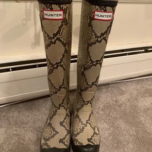 Hunter rain boots